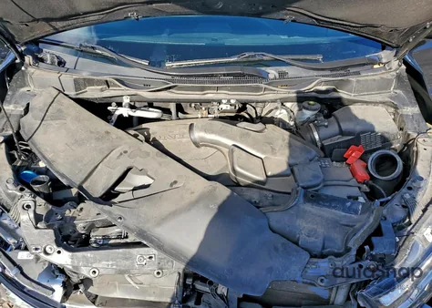 2022 Honda Odyssey Touring z USA, uszkodzony, nr VIN 5FNRL6H83NB067809